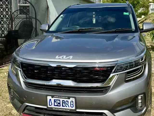 2024 Kia Seltos GT LINE, Saint Ann