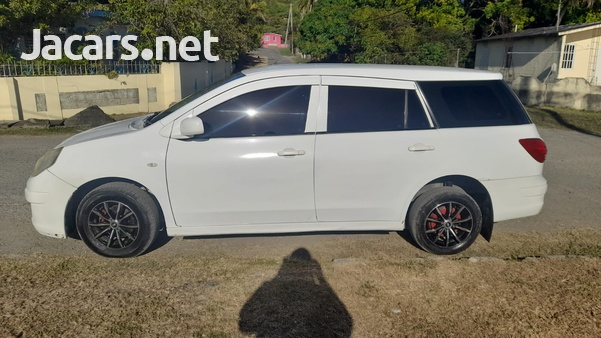 Nissan AD Wagon 1,6L 2013-3