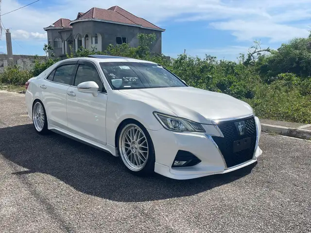 Toyota Crown Athlete