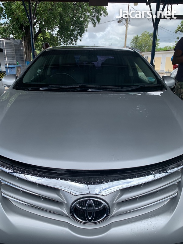 Toyota Avensis 2,2L 2013-5