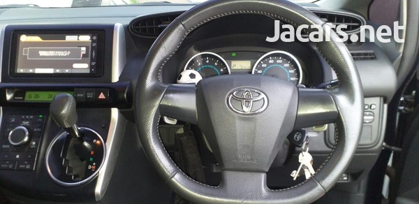 Toyota Wish 1,8L 2011-4