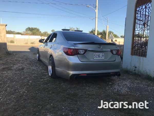 Toyota Mark X 2,5L 2012-4