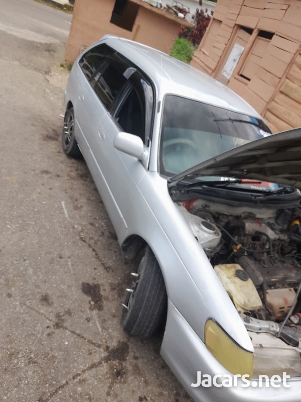 Toyota Corolla 1,5L 1999-3