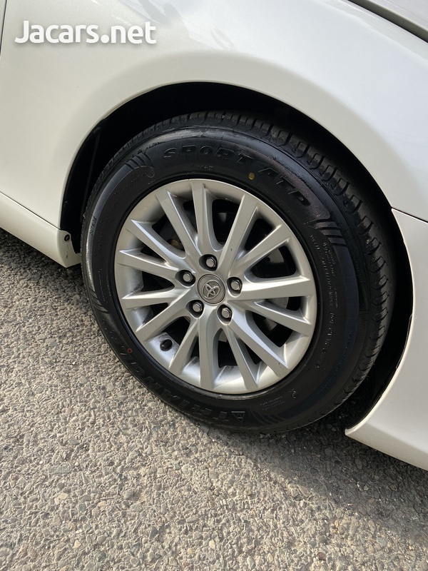 Toyota Mark X 2,5L 2015-3