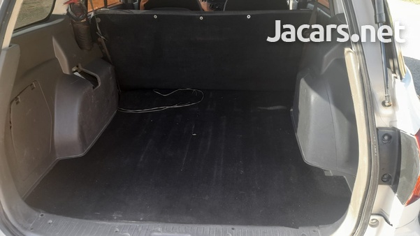 Nissan AD Wagon 1,6L 2013-7