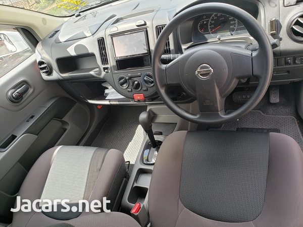 Nissan AD Wagon 1,5L 2016-1