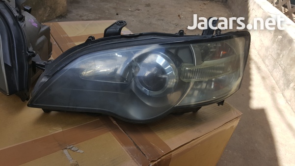 Subaru Legacy BP5 headlights-3