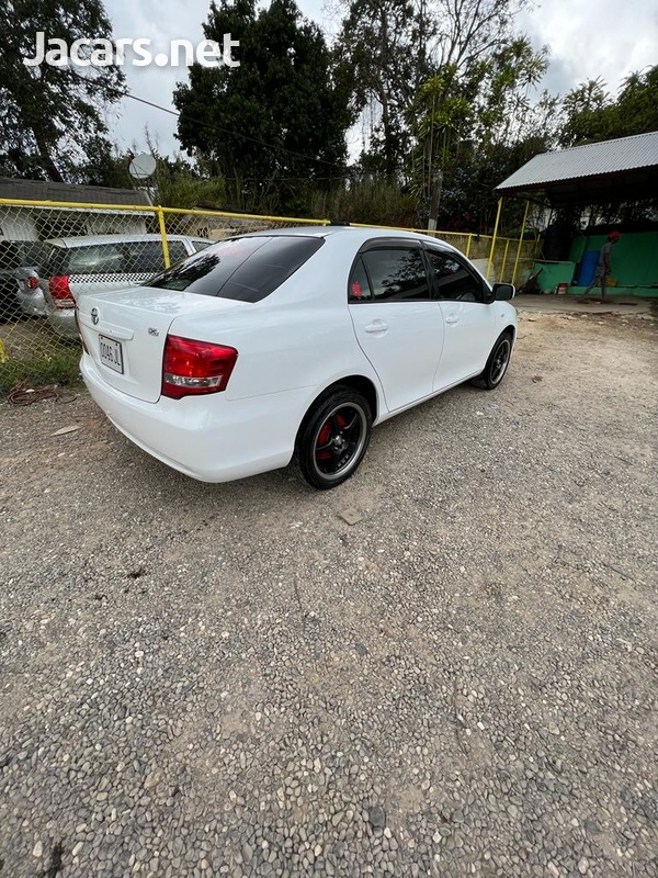Toyota Axio 1,5L 2012-5