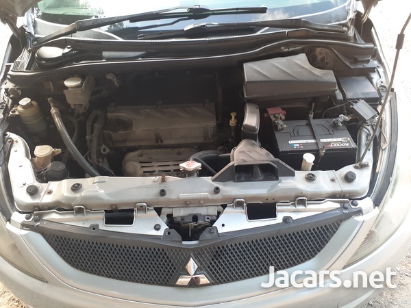 Mitsubishi Grandis 2,4L 2007