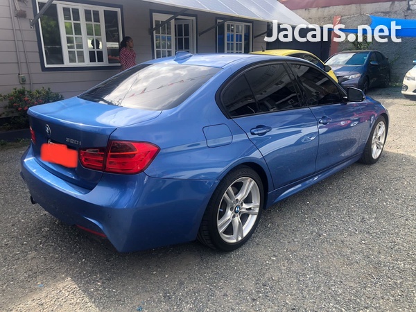 BMW 3-Series 3,3L 2015-1