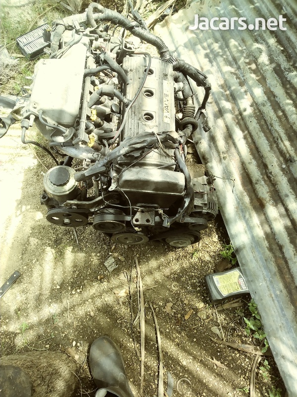 5a engine complete with 5 speed gearbox call876 816 2305-1