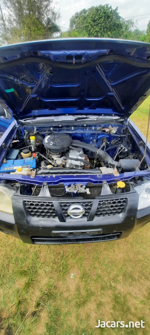 Nissan Frontier 2,0L 2002-4