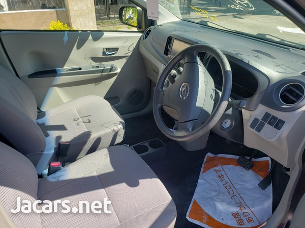 Daihatsu MIRA 0,7L 2015-9