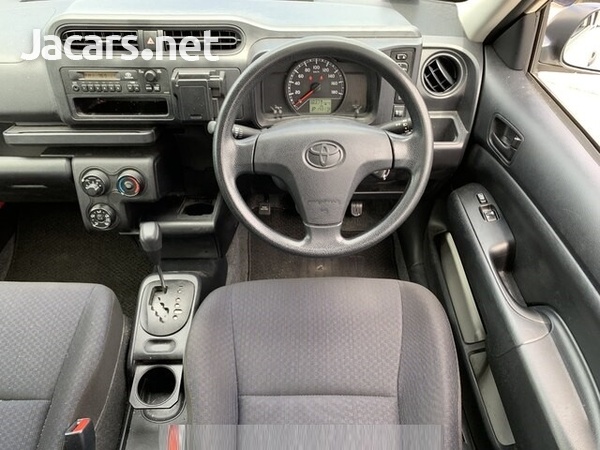 Toyota Probox 1,3L 2017-2