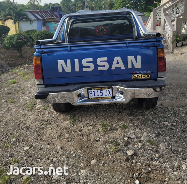 Nissan Pickup 2,4L 1995-4