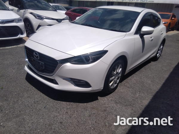 Mazda Axela 2,0L 2016-3