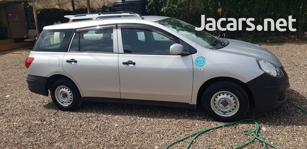 Nissan AD Wagon 1,5L 2016-7