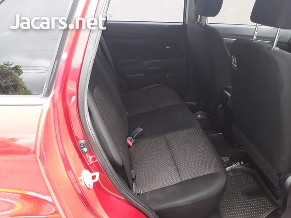 Mitsubishi ASX 1,8L 2013-8