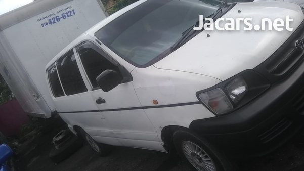 Toyota Noah 1,5L 2001-1