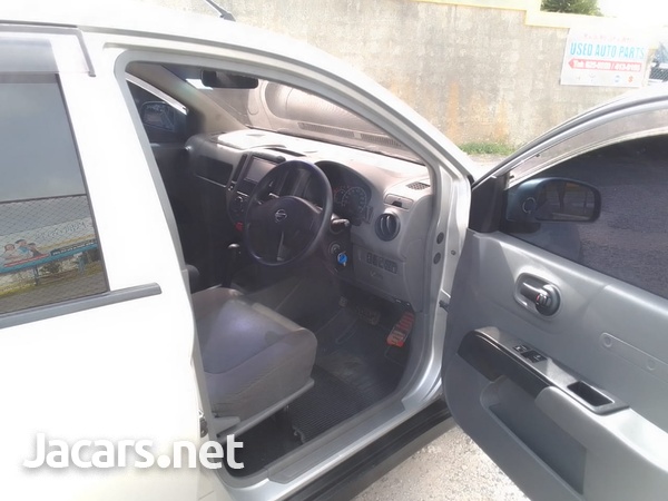Nissan AD Wagon 1,5L 2013-8