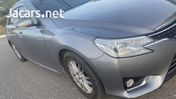 Toyota Mark X 2,4L 2013-4