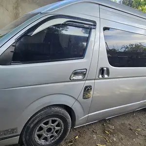2008 2008 Toyota Hiace 2TR engine, Spanish Town