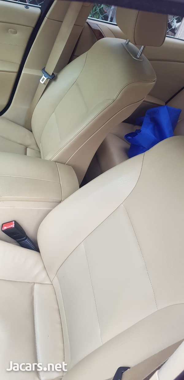 BMW 5-Series 3,0L 2006-6
