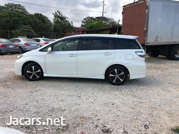 Toyota Wish 1,8L 2013-7