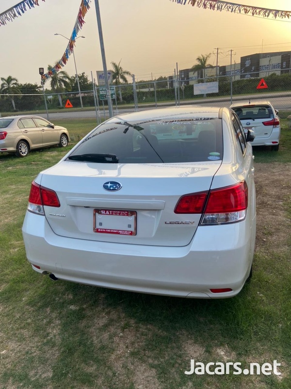 Subaru Legacy 2,0L 2013-3