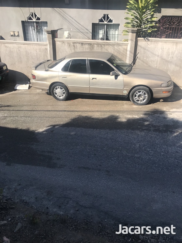 Toyota Camry 2,1L 1993-4