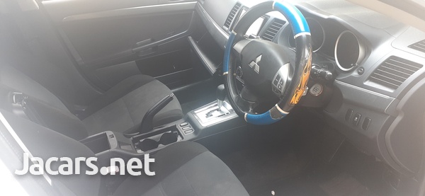 Mitsubishi Galant Fortis 2,0L 2010-6