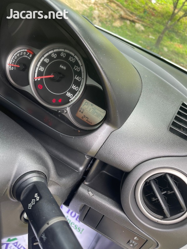 Mazda Demio 1,3L 2012-12
