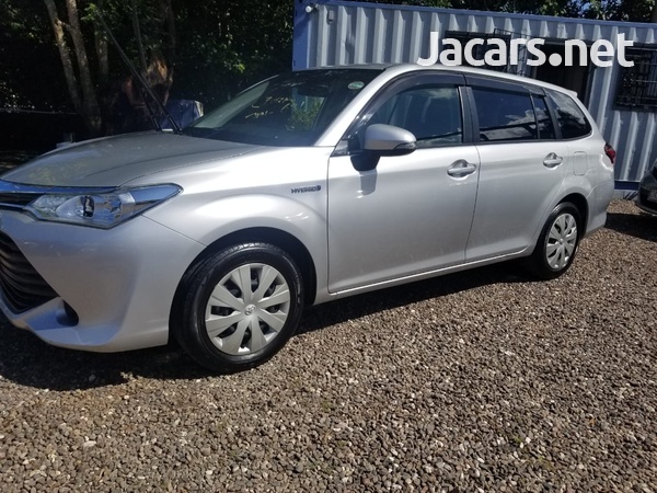 Toyota Fielder 1,5L 2017-3