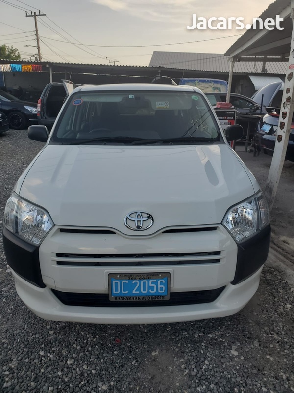 Toyota Probox 1,3L 2016-1