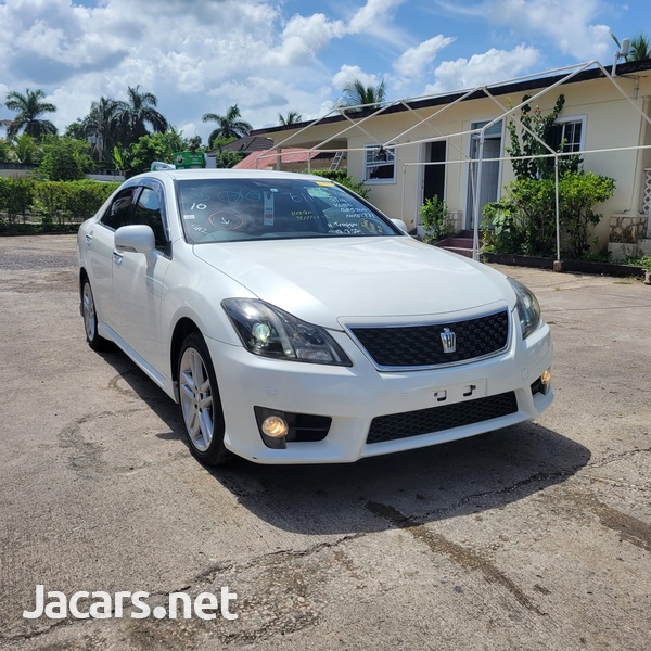 Toyota Crown 2,5L 2013-1