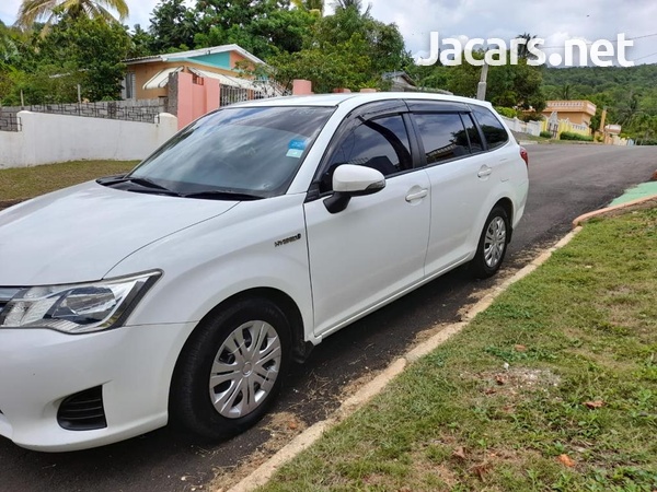 Toyota Fielder 1,5L 2015-2
