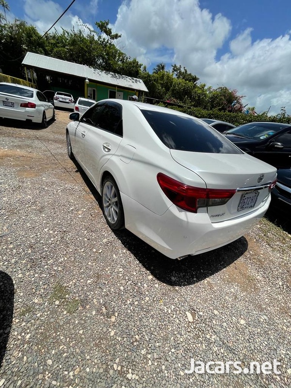 Toyota Mark X 3,5L 2013-10