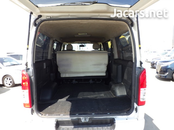 Toyota Hiace 2,0L 2014-9