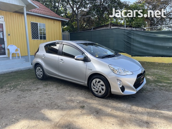 Toyota Aqua 1,5L 2017-2