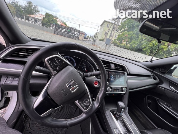 Honda Civic 2,0L 2019-5