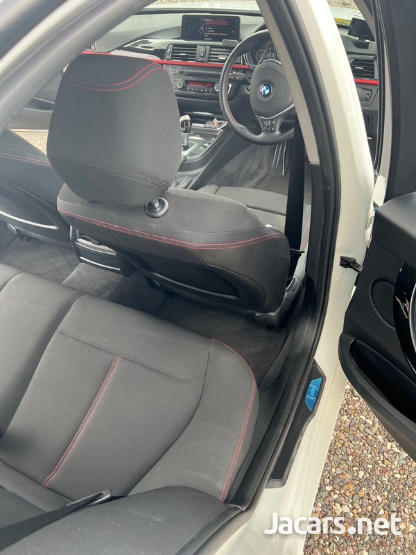 BMW 3-Series 2,0L 2014-11