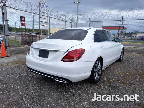 Mercedes-Benz C-Class 2,0L 2015-5