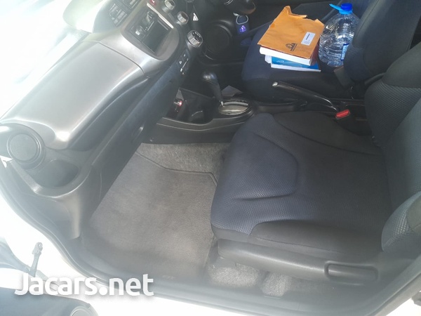 Honda Fit 1,3L 2012-9