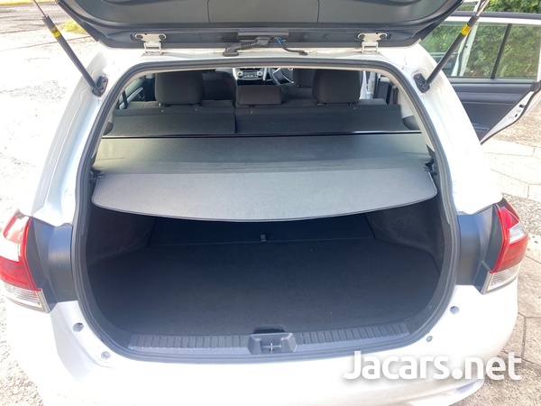 Toyota Fielder 1,5L 2017-11