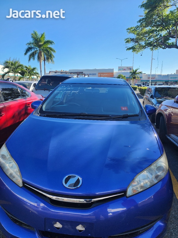 Toyota Wish 2,0L 2013-1