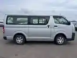 Toyota Regius 2,0L 2020, Kingston - 6