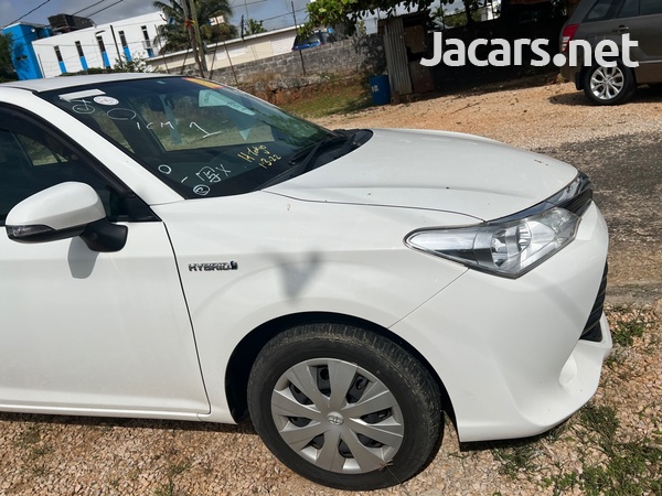 Toyota Fielder 1,5L 2016-3