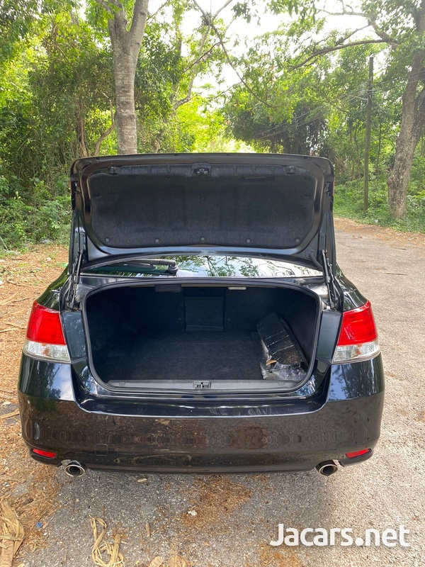 Subaru Legacy 2,5L 2009-4