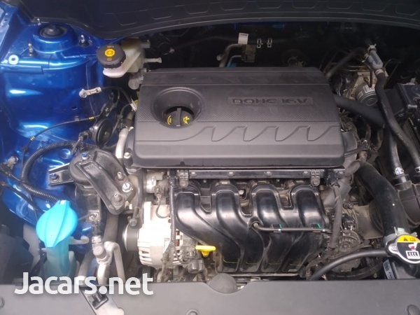 KIA Seltos 1,5L 2022-13