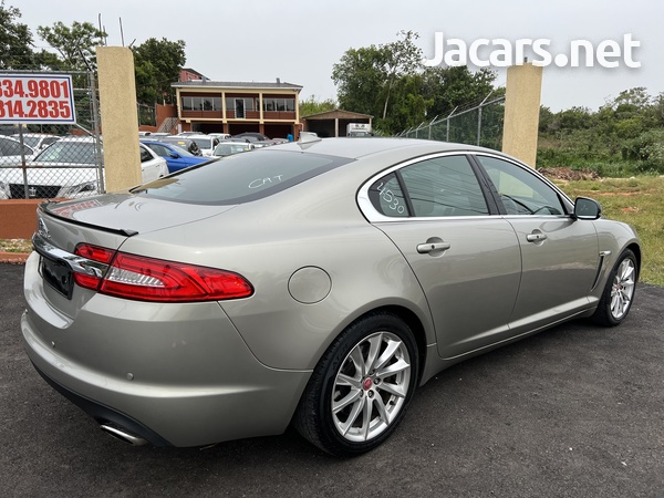Jaguar XF 2,0L 2014-5